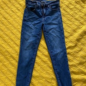 American eagle cropped jeans